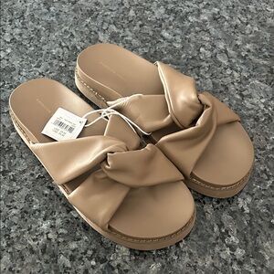 American Eagle Outfitters Beige Knot Sandals